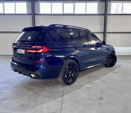 BMW X7 40i M Sport