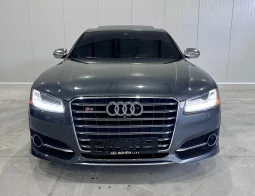 
										Audi S8 full									