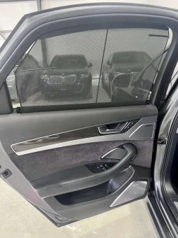 
										Audi S8 full									