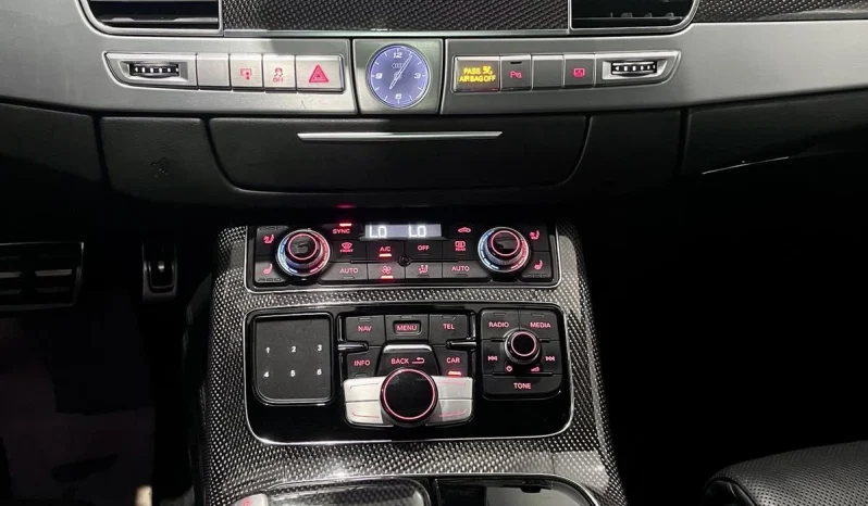 
								Audi S8 full									