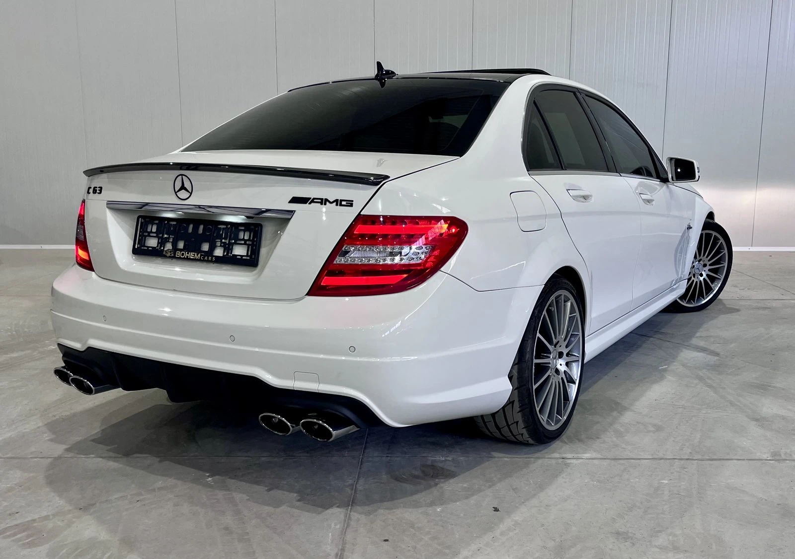 Mercedes-Benz C 63 AMG Carbon Package