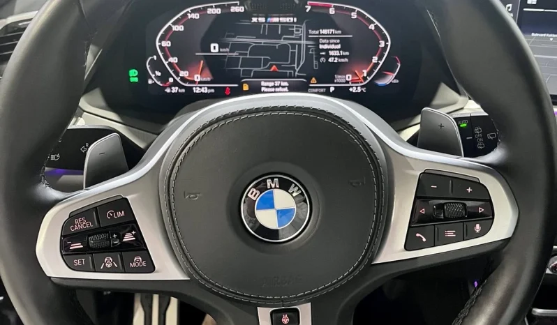 
								BMW X5 M50i xDrive Shadow Line full									