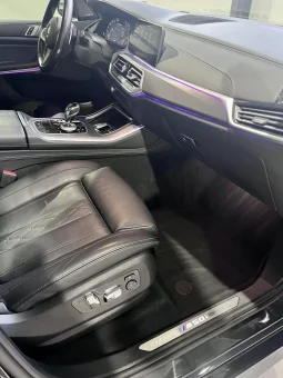 
										BMW X5 M50i xDrive Shadow Line full									
