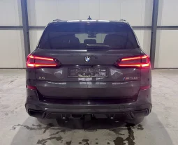 
										BMW X5 M50i xDrive Shadow Line full									