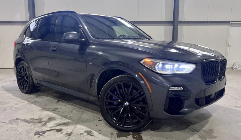 
								BMW X5 M50i xDrive Shadow Line full									
