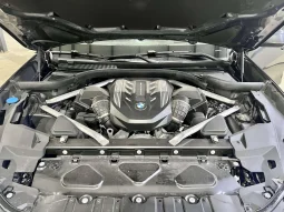 
										BMW X5 M50i xDrive Shadow Line full									
