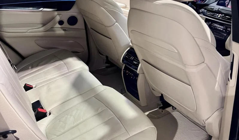 
								BMW X5 35i xDrive M Package Shadow Line full									