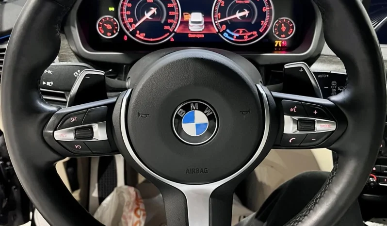 
								BMW X5 35i xDrive M Package Shadow Line full									