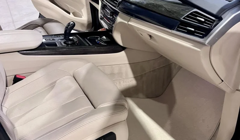 
								BMW X5 35i xDrive M Package Shadow Line full									