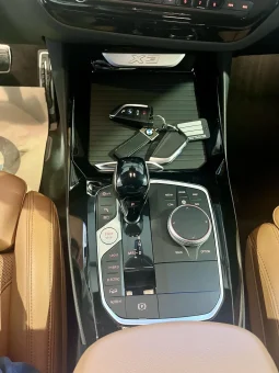 
										BMW X3 30e xDrive M Package full									