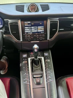 
										Porsche Macan S 30T 340кс full									
