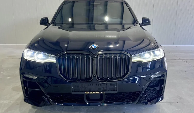 
								BMW X7 40i M Sport Shadow Line full									