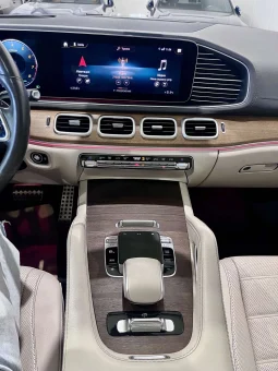 
										Mercedes-Benz GLS 450 4M EQ BOOST AMG Package full									