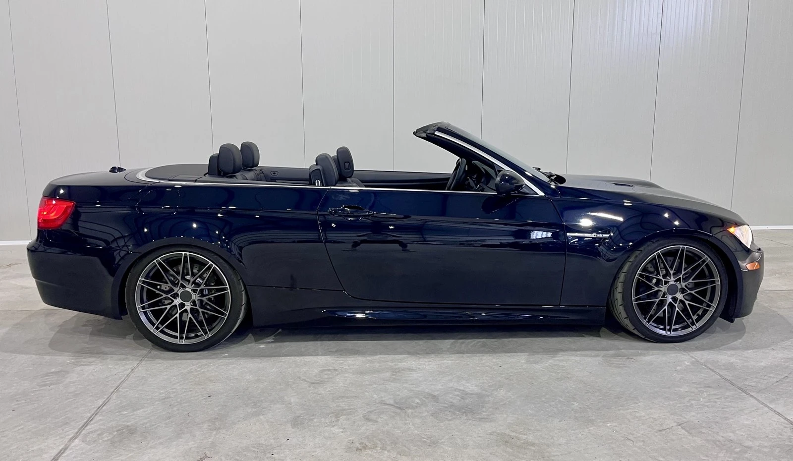 BMW M3 V8 M DCT