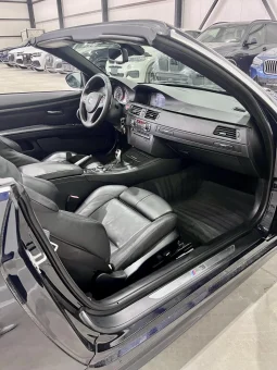 
										BMW M3 V8 M DCT full									