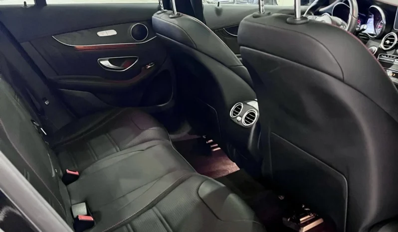 
								Mercedes-Benz GLC 43 AMG Night Package full									