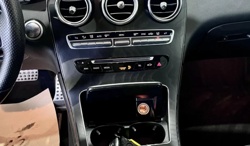 
								Mercedes-Benz GLC 43 AMG Night Package full									