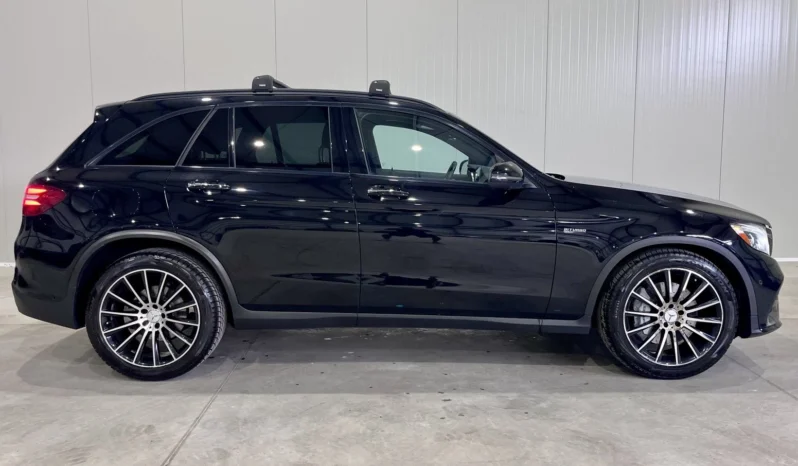 
								Mercedes-Benz GLC 43 AMG Night Package full									