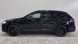 Audi Q7 30T Technik Black Optic