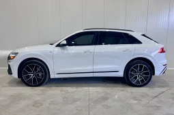Audi Q8 55 TFSI S LINE Black Optic