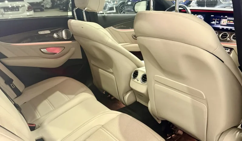
								Mercedes-Benz E 53 AMG 4M Night Package full									