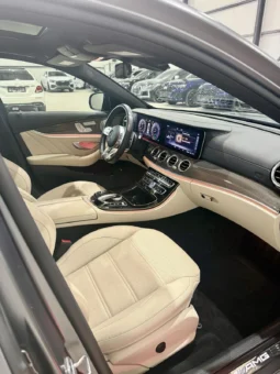 
										Mercedes-Benz E 53 AMG 4M Night Package full									
