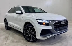 
										Audi Q8 55 TFSI S LINE full									