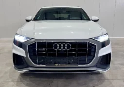 
										Audi Q8 55 TFSI S LINE full									