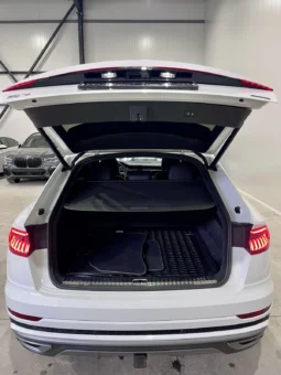 
										Audi Q8 55 TFSI S LINE full									