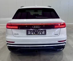 
										Audi Q8 55 TFSI Technik S LINE full									