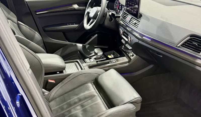 
								Audi SQ5 30TFSI Black Optic full									