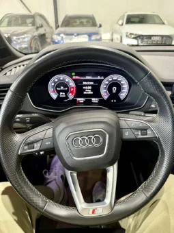 
										Audi SQ5 30TFSI Black Optic full									