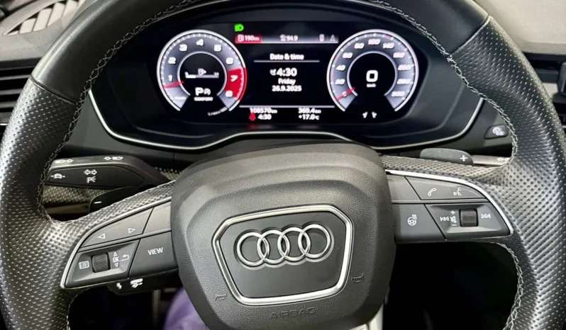 
								Audi SQ5 30TFSI Black Optic full									