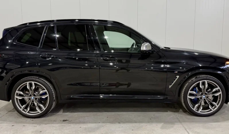 
								BMW X3 M40i xDrive Shadow Line full									