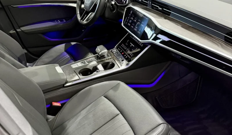 
								Audi A7 55TFSI Technik Black Optic full									