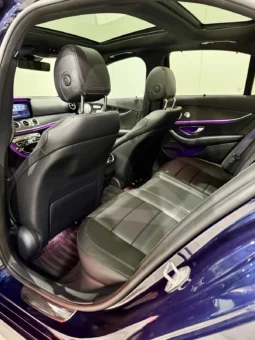 
										Mercedes-Benz E 400 4M AMG Night Package full									