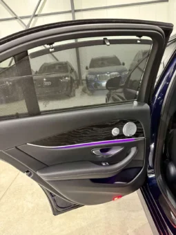 
										Mercedes-Benz E 400 4M AMG Night Package full									