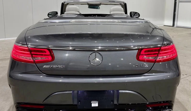 
								Mercedes-Benz S 63 AMG V8 4M Cabrio full									