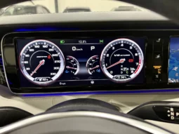
										Mercedes-Benz S 63 AMG V8 4M Cabrio full									