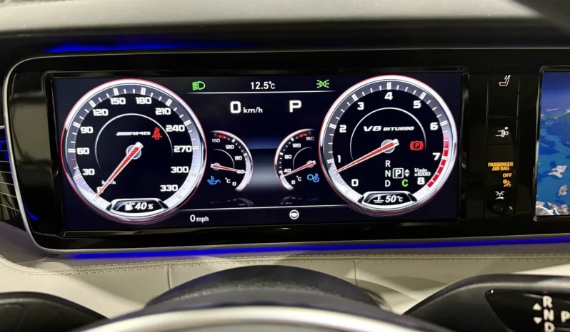 
								Mercedes-Benz S 63 AMG V8 4M Cabrio full									