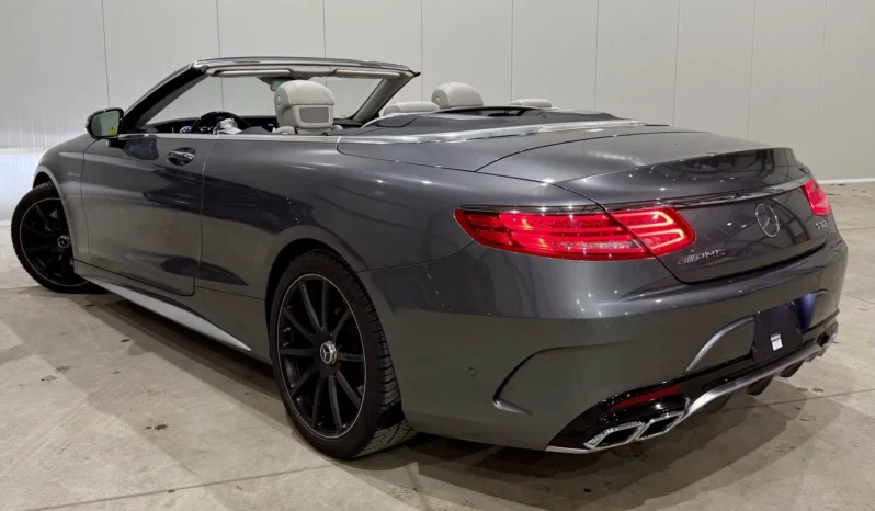
								Mercedes-Benz S 63 AMG V8 4M Cabrio full									