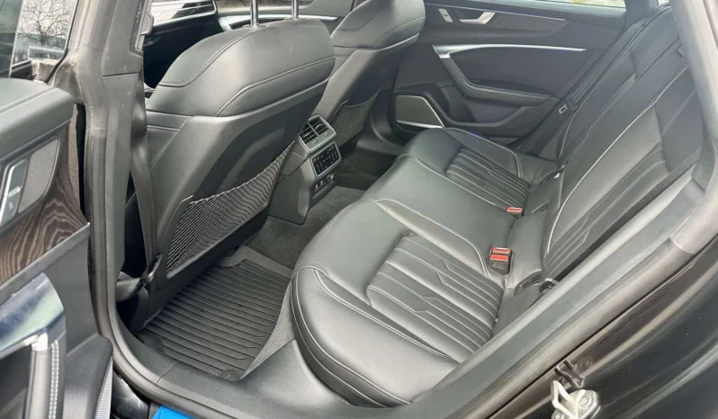 
								Audi A7 55 TFSI Technik Black Optic full									
