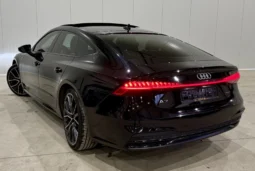 
										Audi A7 55TFSI Technik Black Optic full									