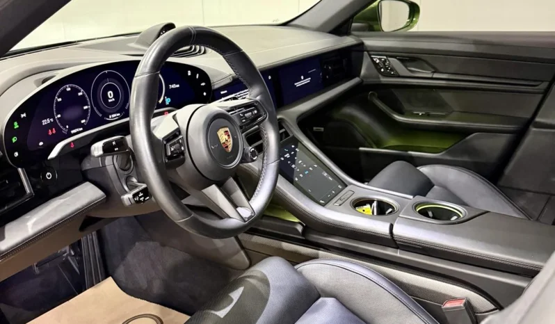 
								Porsche Taycan 4S Performance Plus 94kw full									