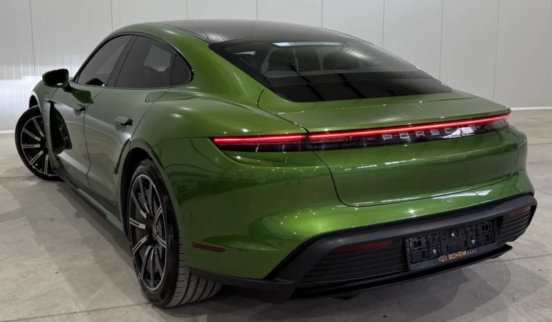 
								Porsche Taycan 4S Performance Plus 94kw full									