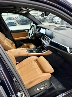 
										BMW X5 40i M Sport Shadow Line full									