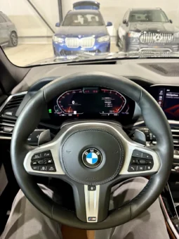 
										BMW X5 40i M Sport Shadow Line full									