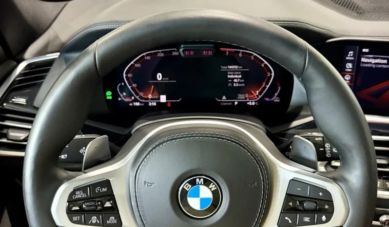 
								BMW X5 40i M Sport Shadow Line full									