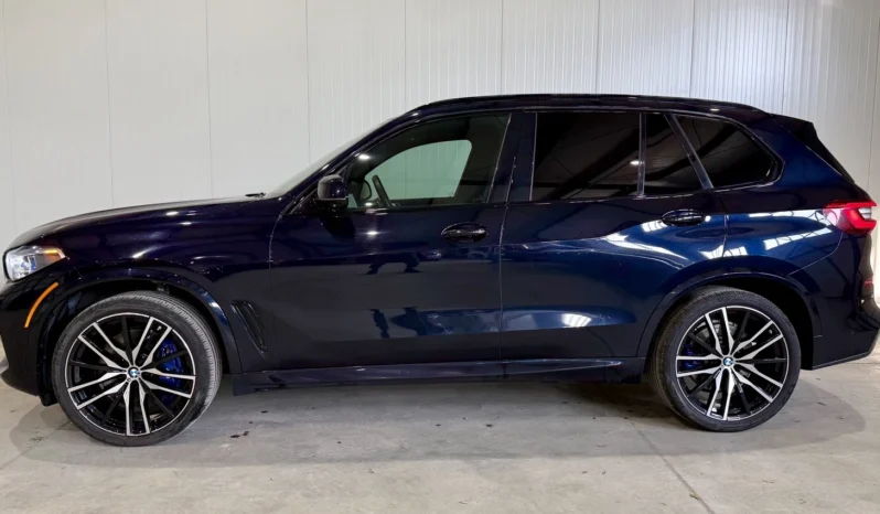 
								BMW X5 40i M Sport Shadow Line full									