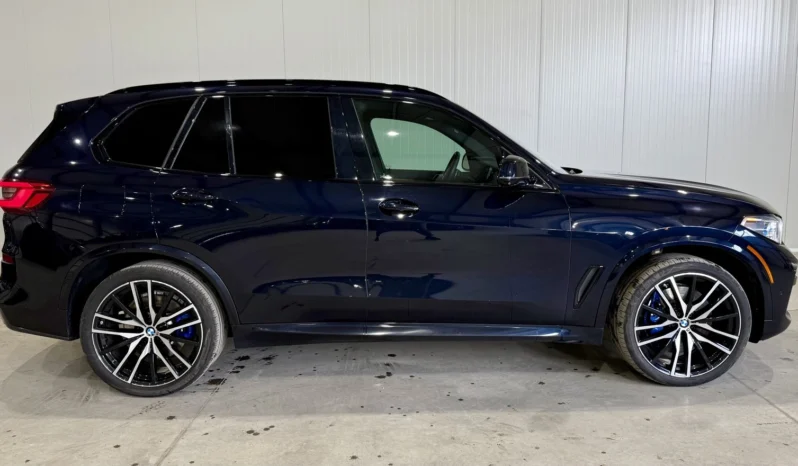 
								BMW X5 40i M Sport Shadow Line full									